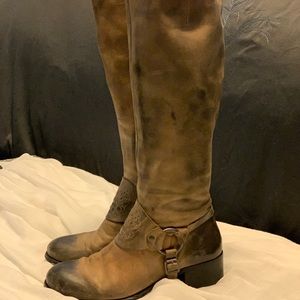 Tall leather Vince Camuto boots